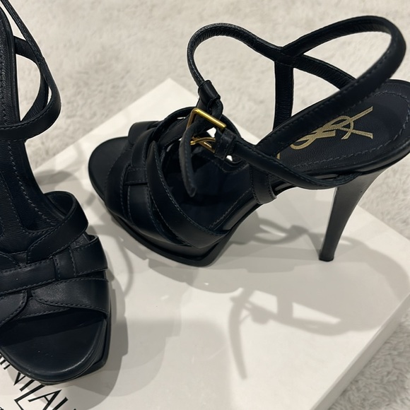 YVES SAINT LAURENT - Picture 2 of 4